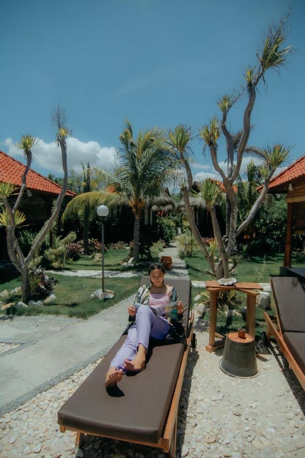 The Umah Prahu Hotel Batununggul Exterior photo