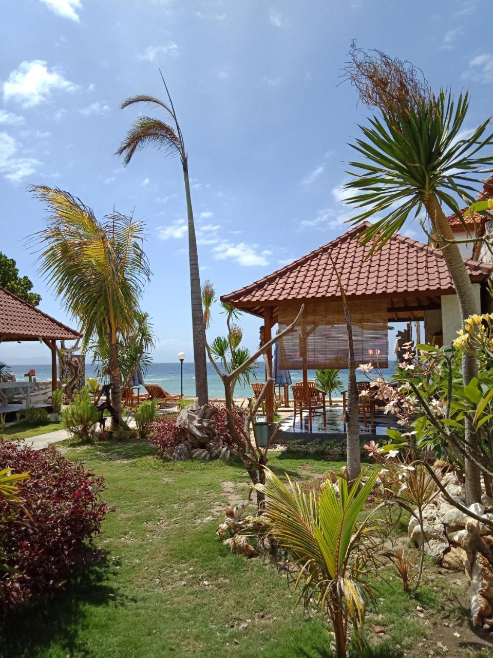 The Umah Prahu Hotel Batununggul Exterior photo